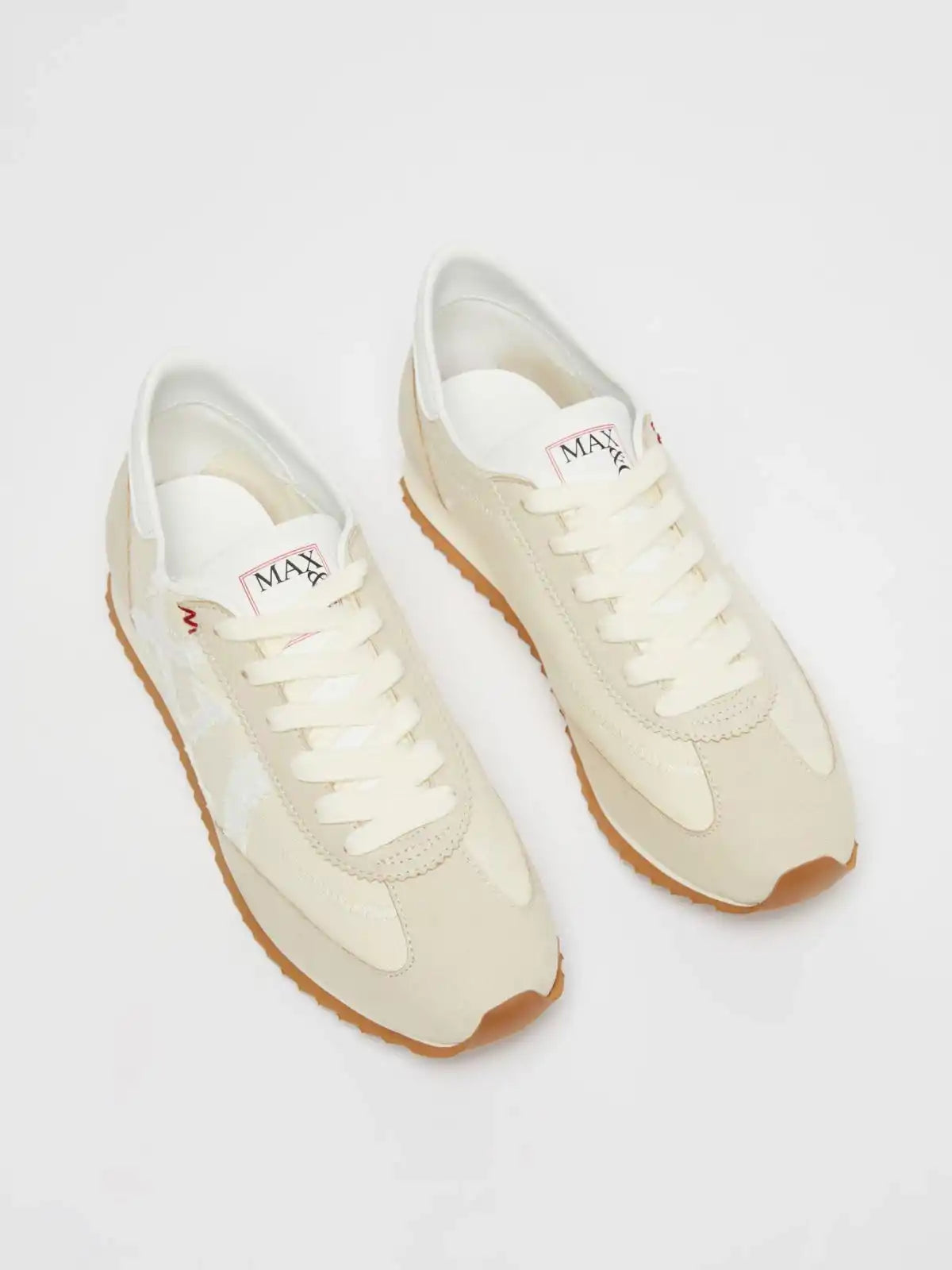 
                  
                    Ultra-lightweight sneakers - Ivory
                  
                