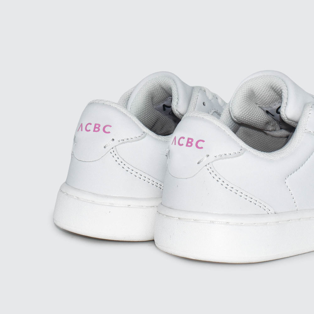 
                  
                    New - Evergreen Junior White Pink Shoes
                  
                