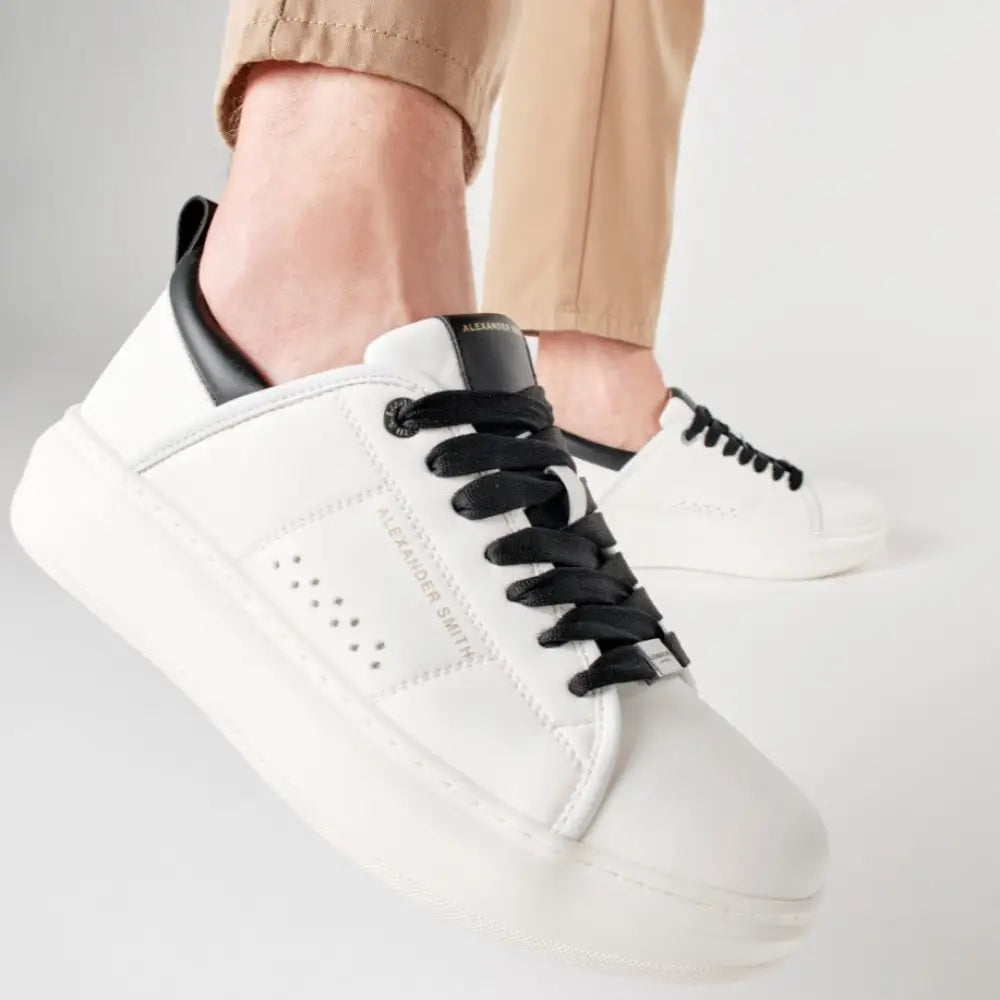 Eco Wembley Man White & Black Shoes