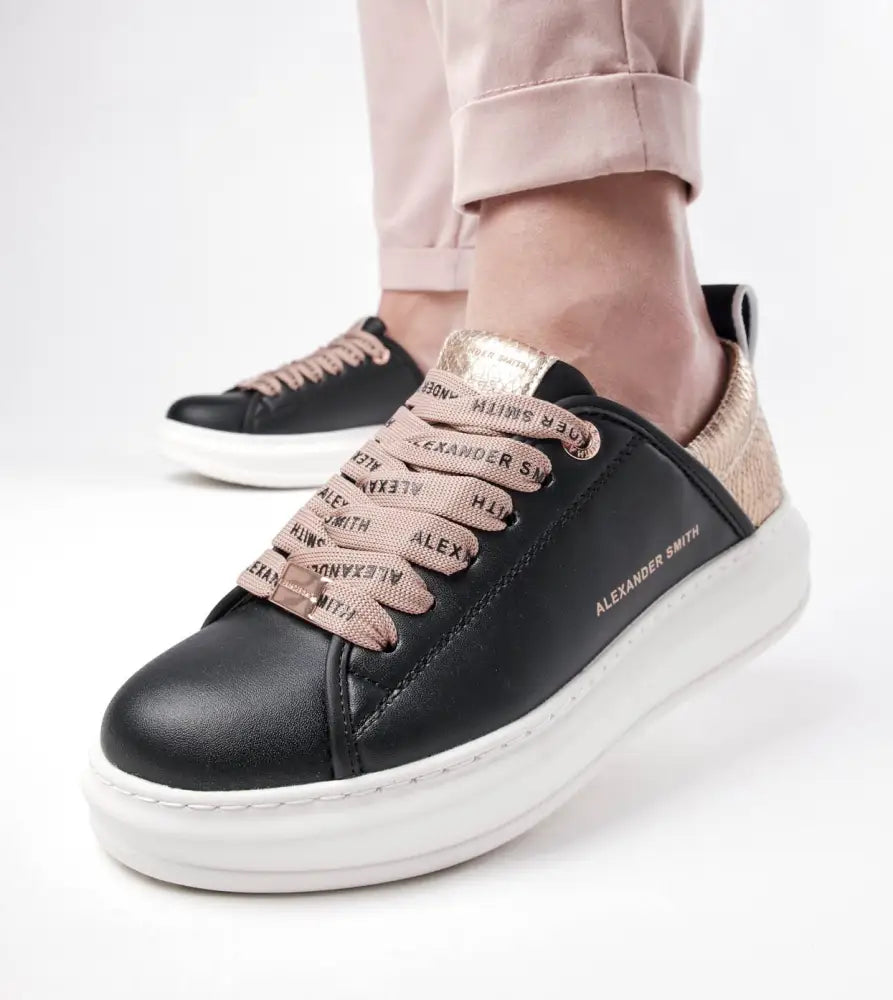 New - Eco Wembley Woman Black Copper Shoes