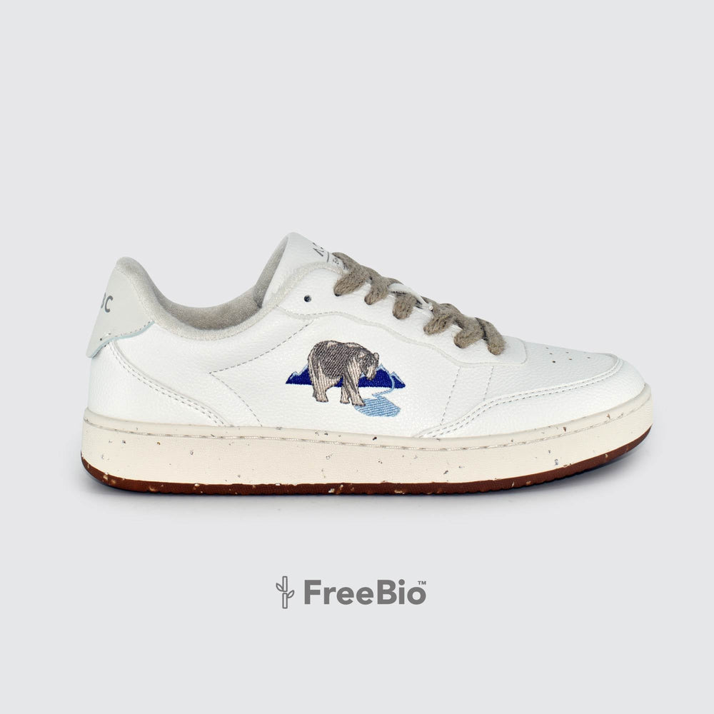 New - Evergreen White Bear Shoes